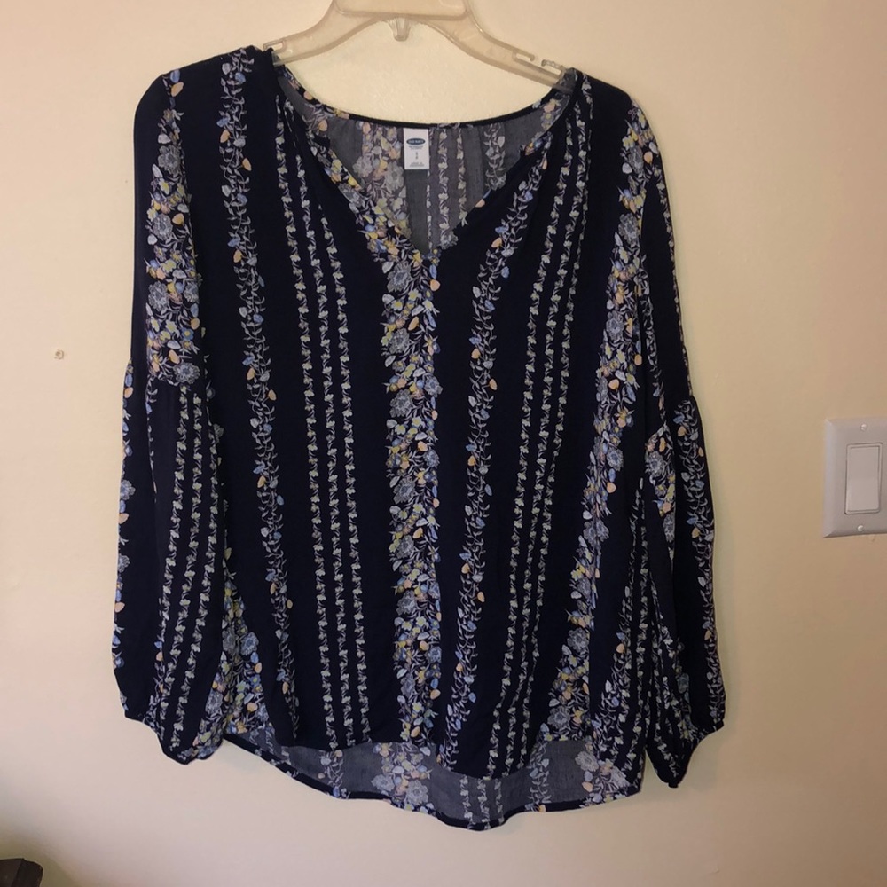 Floral print blouse